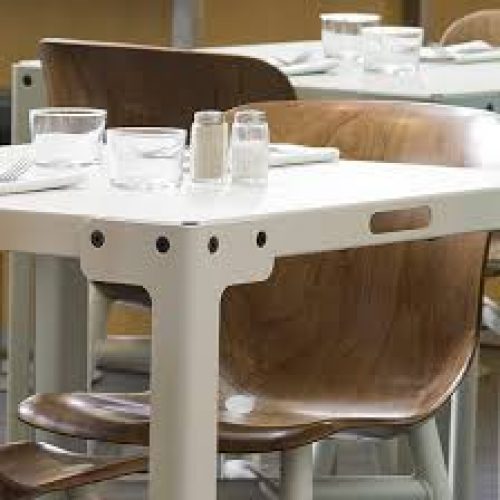 Functionals_T-table_White OUTDOOR-1_dejavu