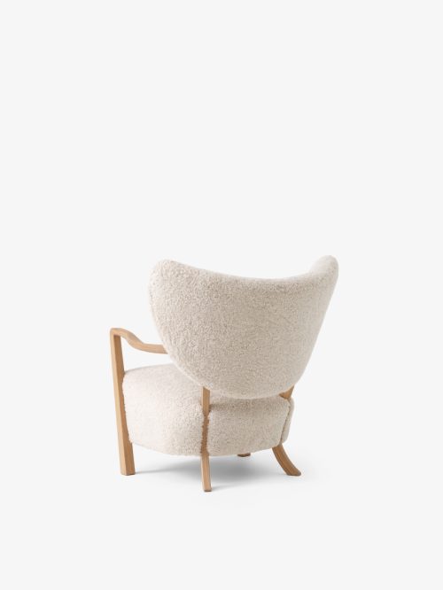 Wulff-ATD2_Oiled-oak-w.-Sheepskin-moonlight_back-1200×1600