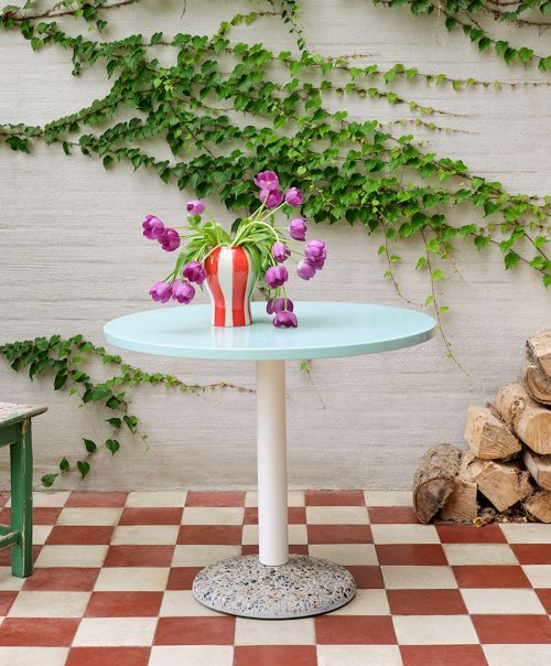 ceramic-table_910x1100_brandmodel2