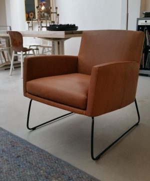 Design on Stock Tumbler fauteuil | FLINDERS