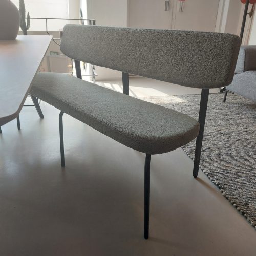 on top bench dv