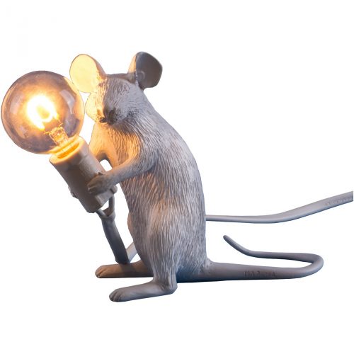 seletti_mouse-light-zittend_dejavu