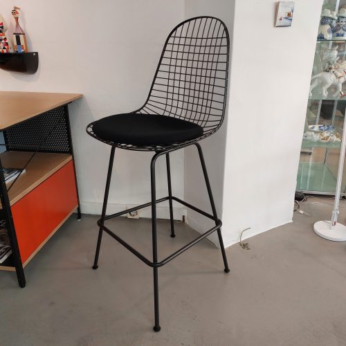 wire chair dv